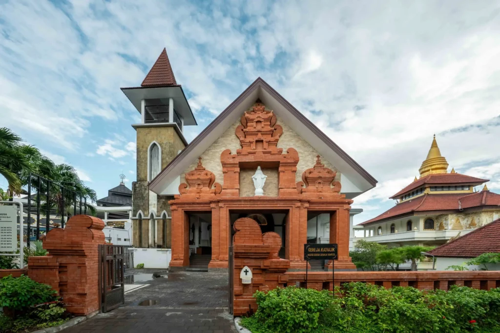 Paroki Maria Bunda Segala Bangsa Paroki Maria Bunda Segala Bangsa Tampak Depan