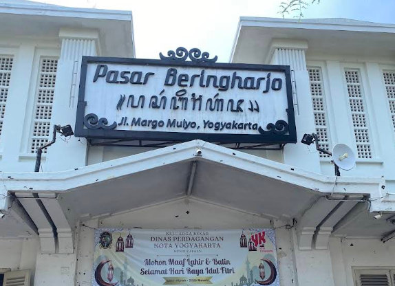 tempat oleh-oleh yogyakarta pasar beringharjo
