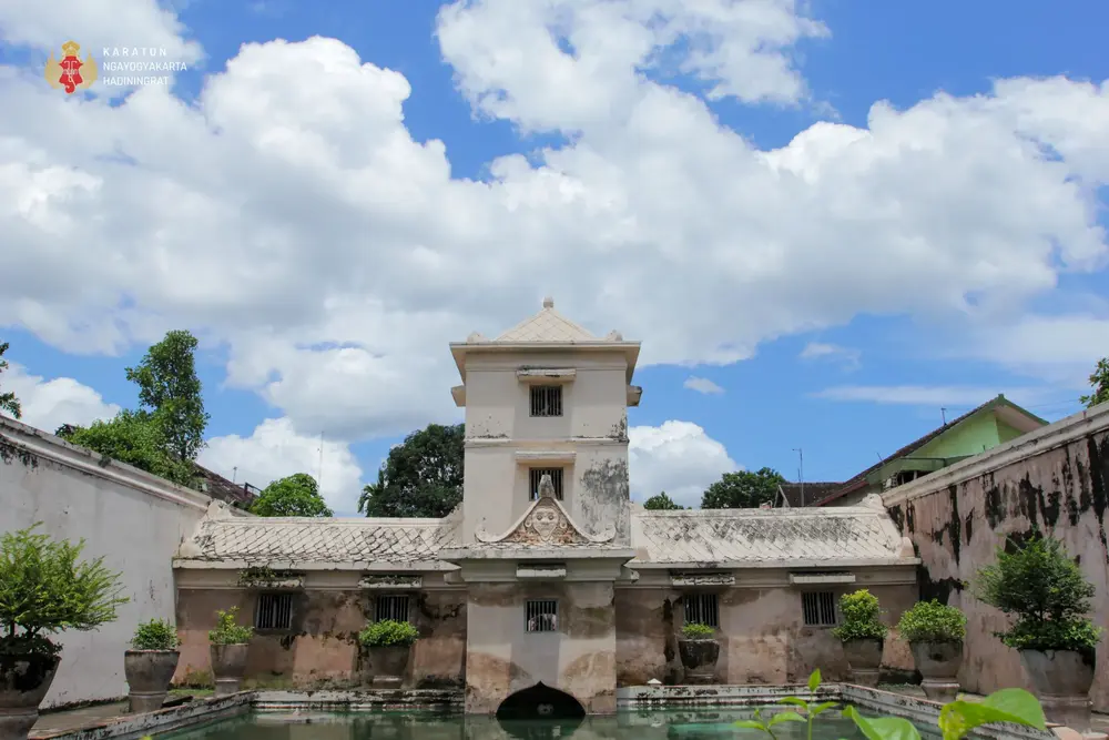 taman sari jogja tampak dalam