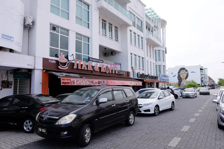 cafe di jalan raja uda penang malaysia