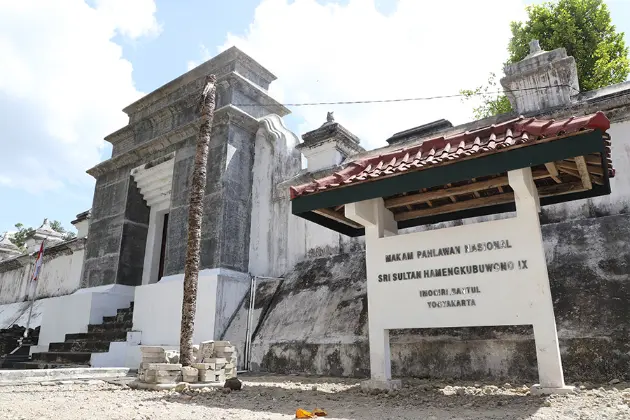 makam raja-raja jogja di imogiri bantul salah satunya sri sultan hamengkubuwono ix