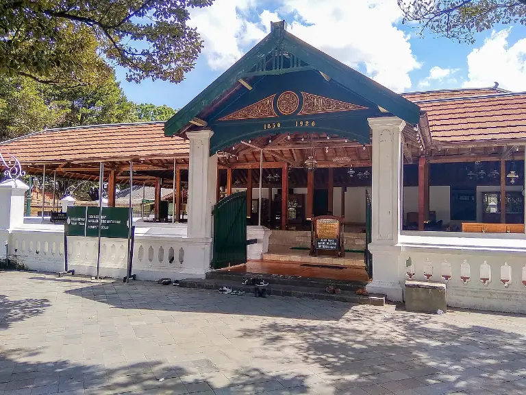 masjid gedhe mataram jogja tampak depan