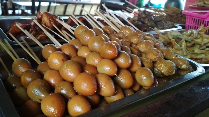 Sate telur tertata di angkringan king sekitar palagan yogyakarta