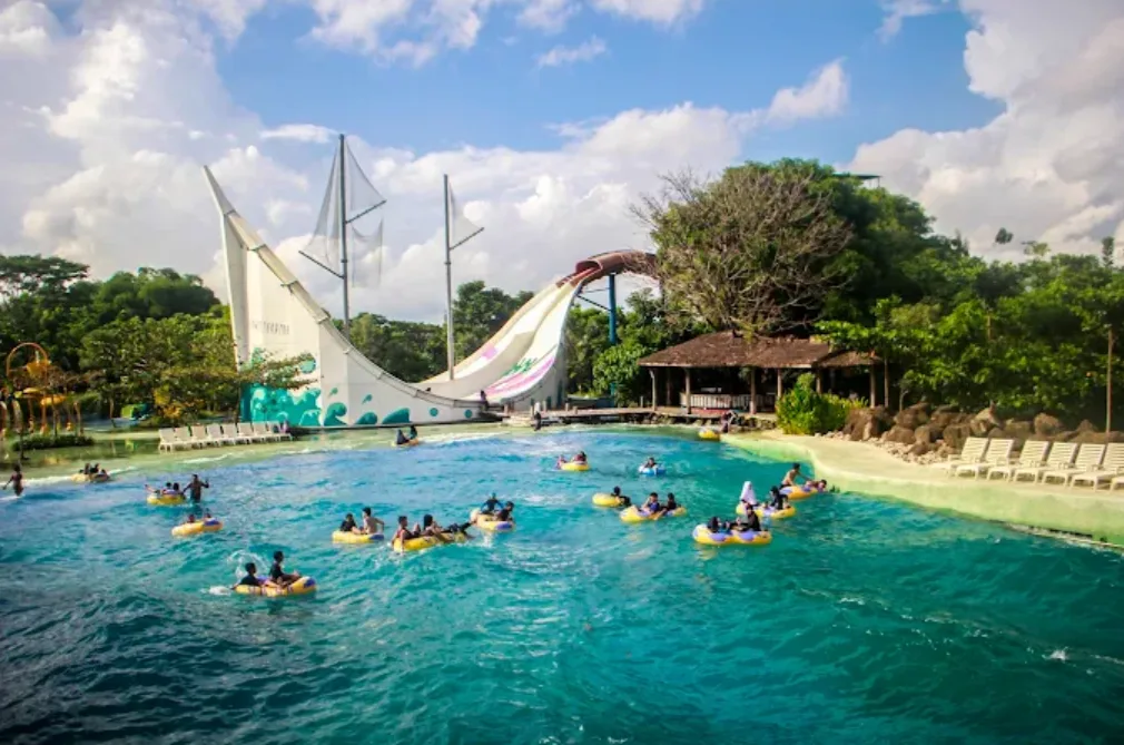 Bugis Waterpark Adventure: Petualangan Air Terbesar bernuansa Budaya