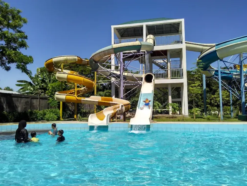 Gowa Discovery Park (GDP): Perpaduan Waterboom dan Taman Burung