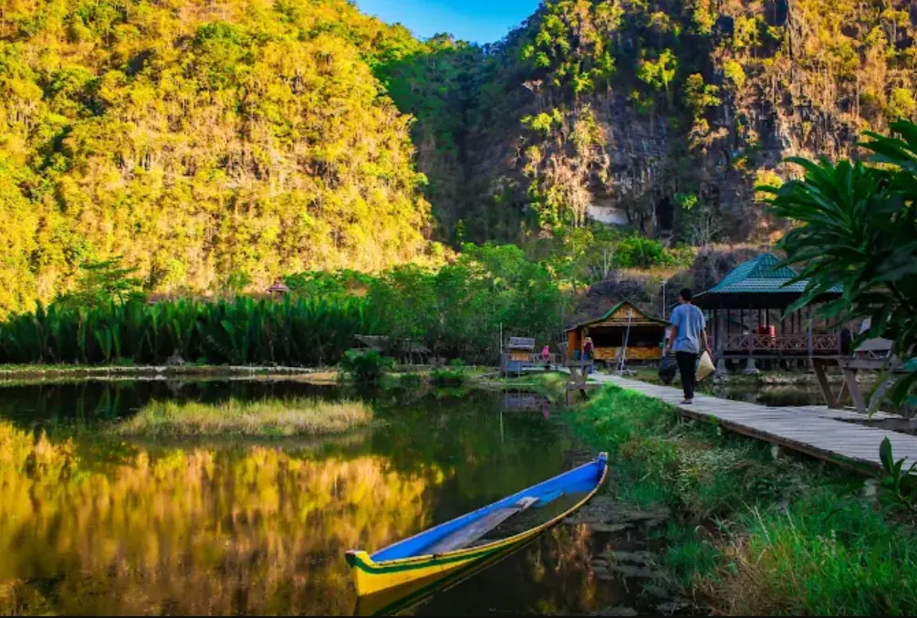 Kampoeng Karst Rammang-Rammang: Edukasi Alam Pegunungan Kapur Dunia