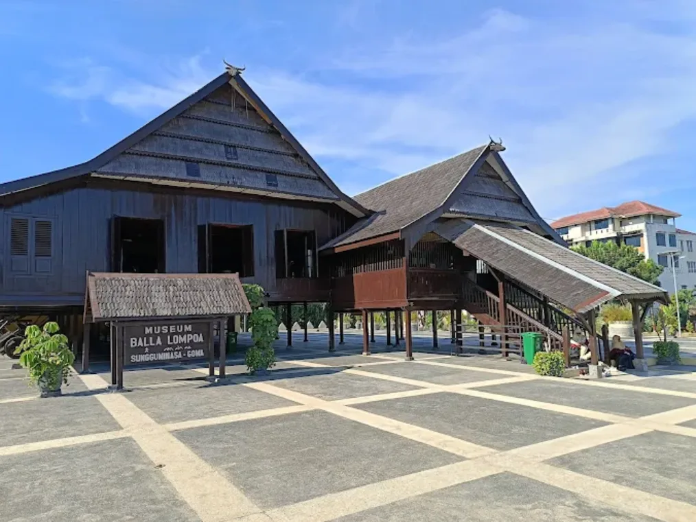 Museum Balla Lompoa: Belajar Sejarah Kerajaan Gowa yang Megah
