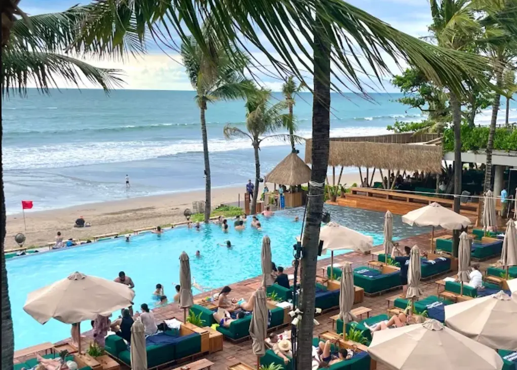 beach club di seminyak