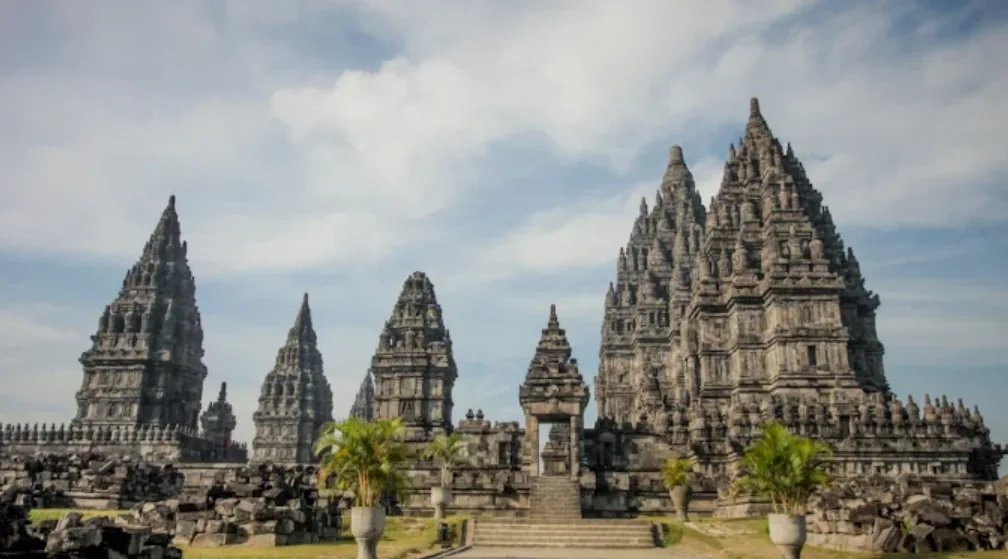 candi prambanan di yogyakarta.