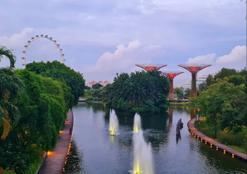 Menyaksikan Keajaiban Mewah di Gardens by the Bay