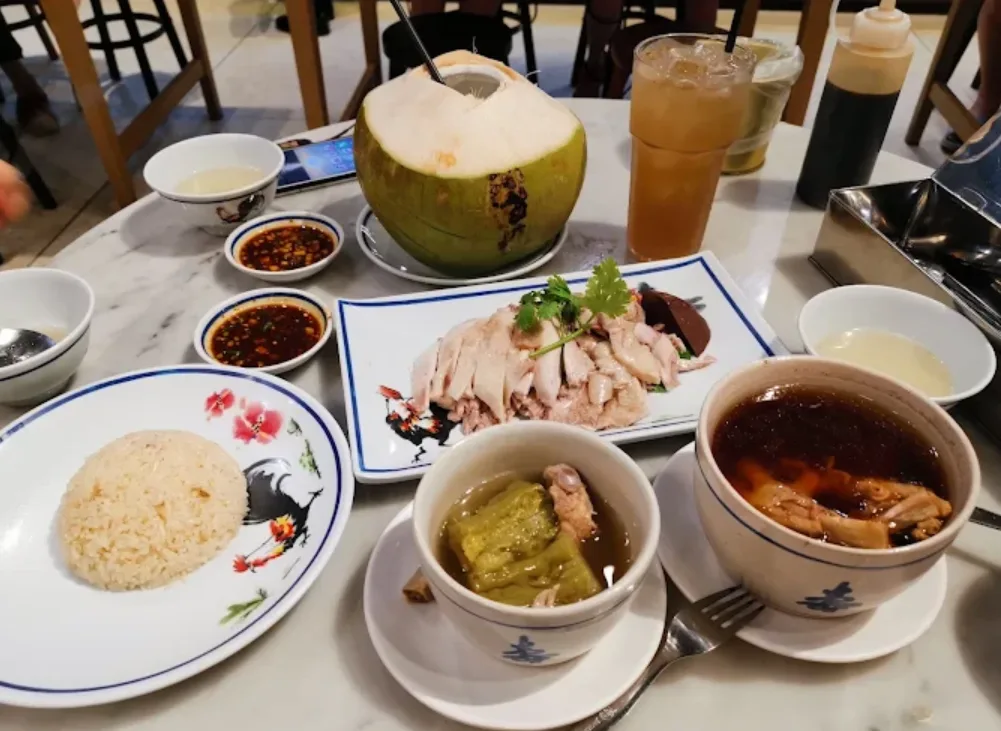 Go-Ang Pratunam Chicken Rice nasi ayam hainan khas thailand