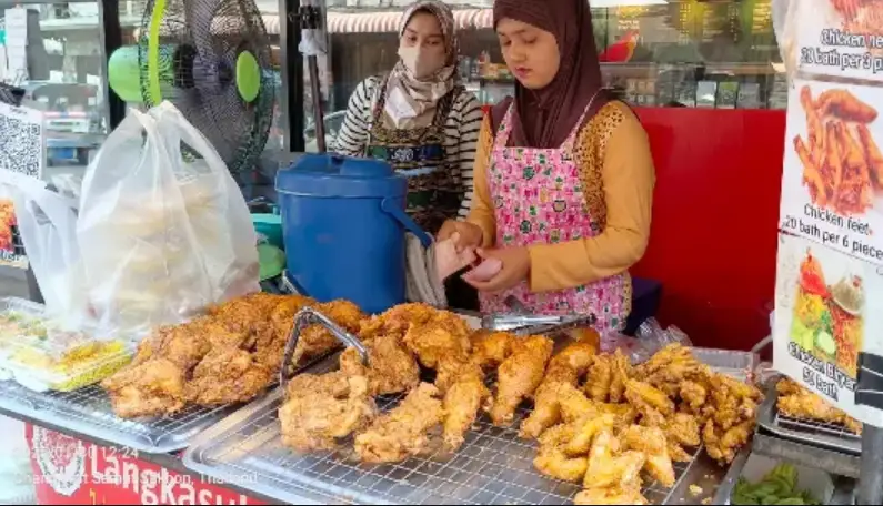Langkasuka Fried Chicken ayam goreng khas thailand selatan