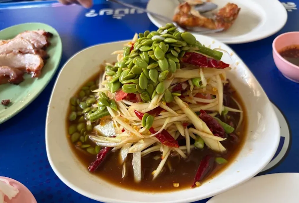 Som Tum (Salad Pepaya Muda)