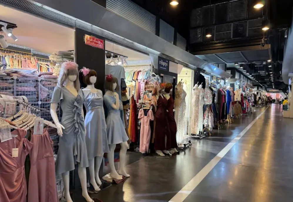 tempat belanja di bangkok union mall