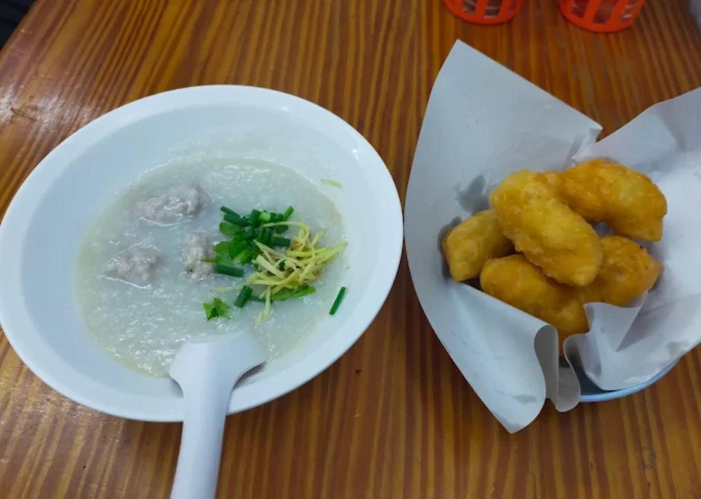 Jok Prince (ร้านโจ๊กปริ้นซ์), bubur dengan toping