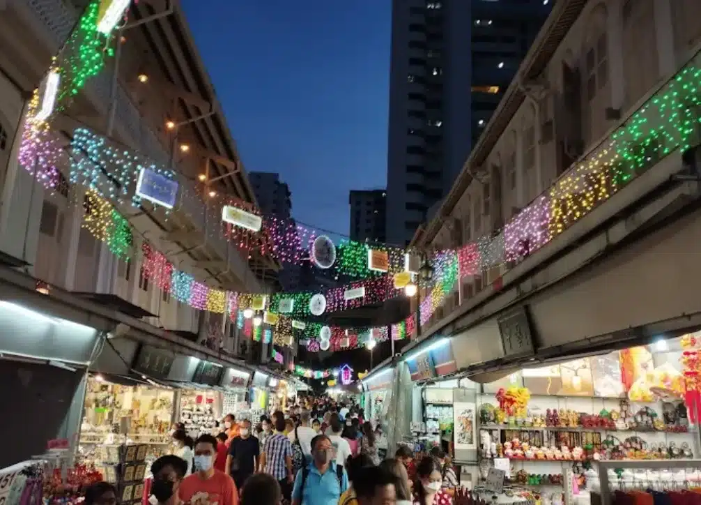 hawker food centre di chinatown singapore